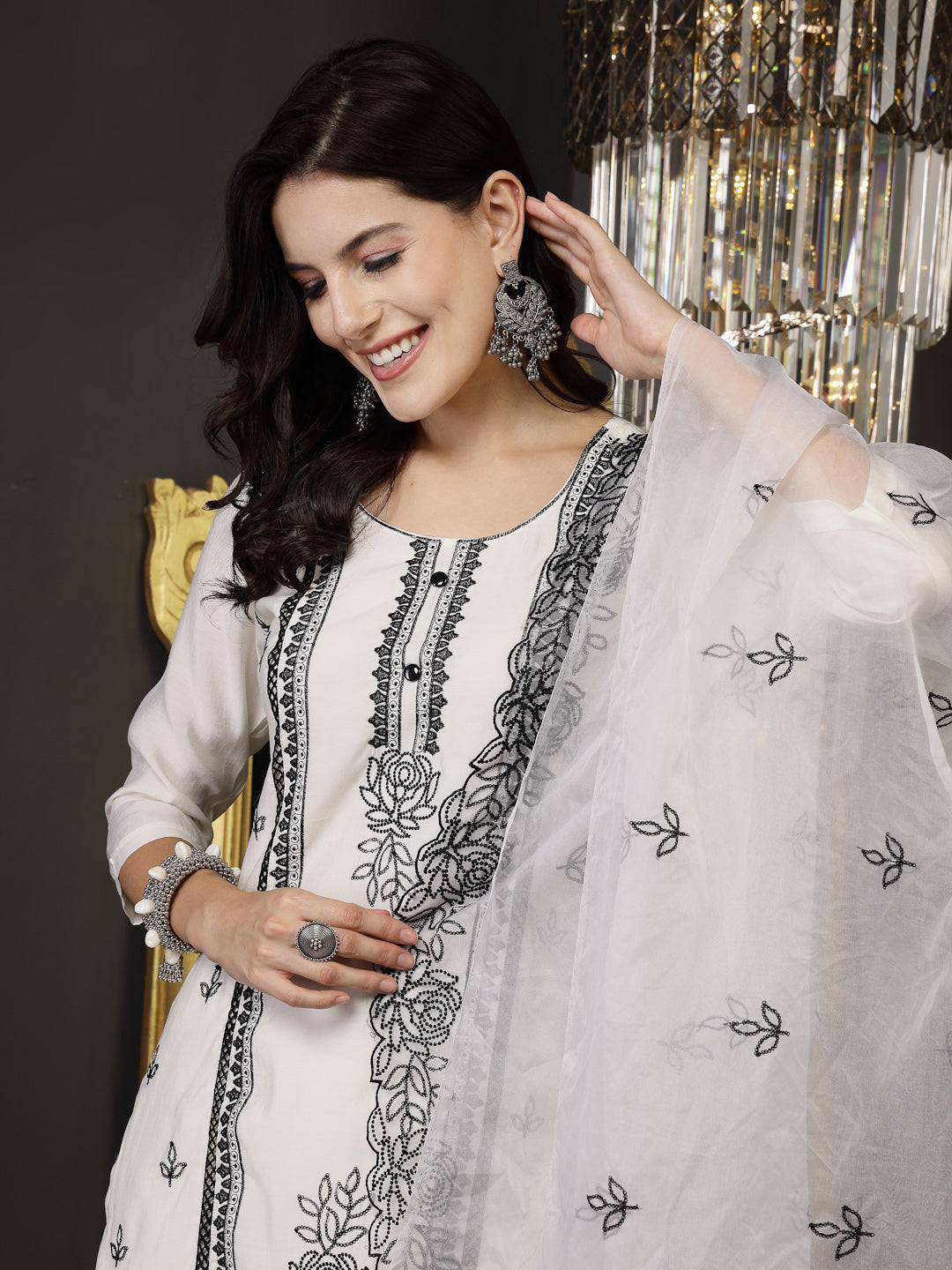 White Pakistani Solid & Embroidered Silk Blend Straight Kurta Pant Dupatta - Image 2