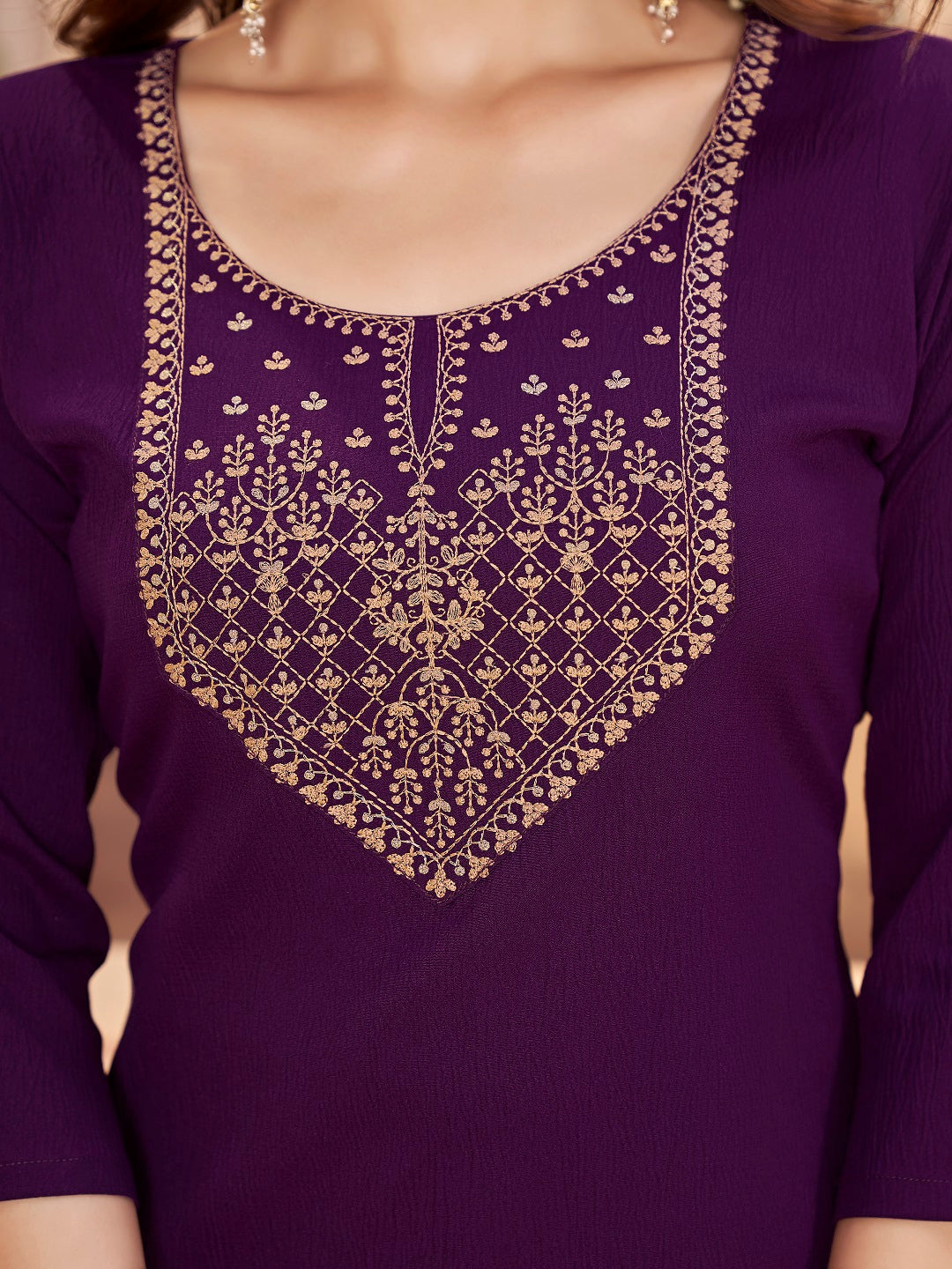 Violet Solid & Embroidered Crepe Straight Kurta Pant Dupatta Set - Image 2