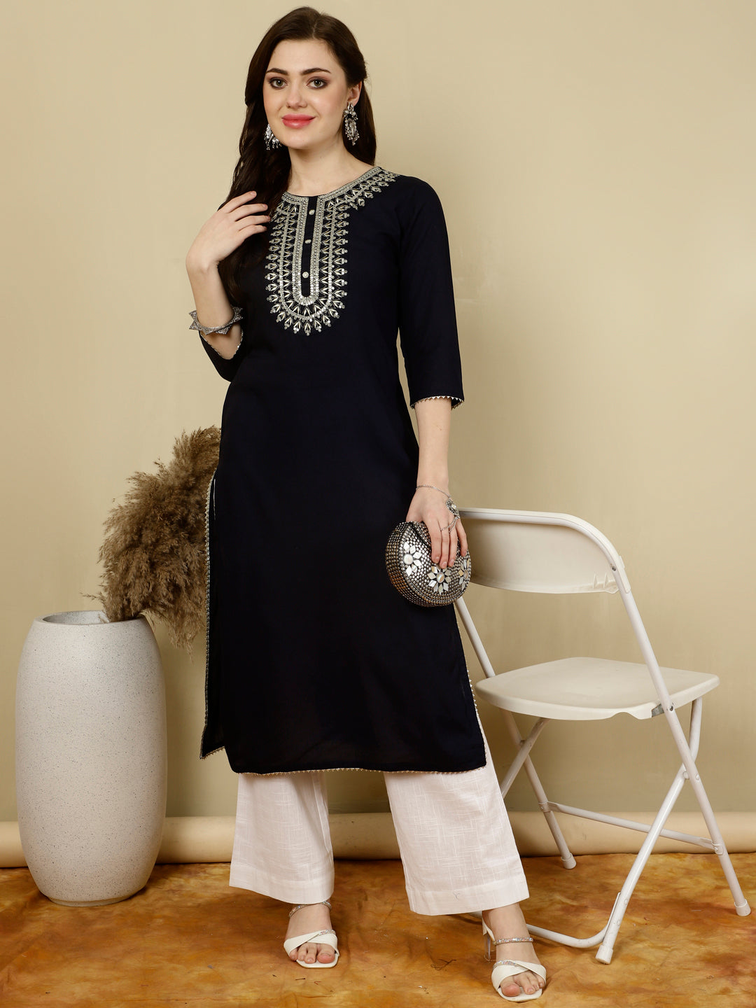 Floral Embroidered Round Neck Flared Kurta - Image 6