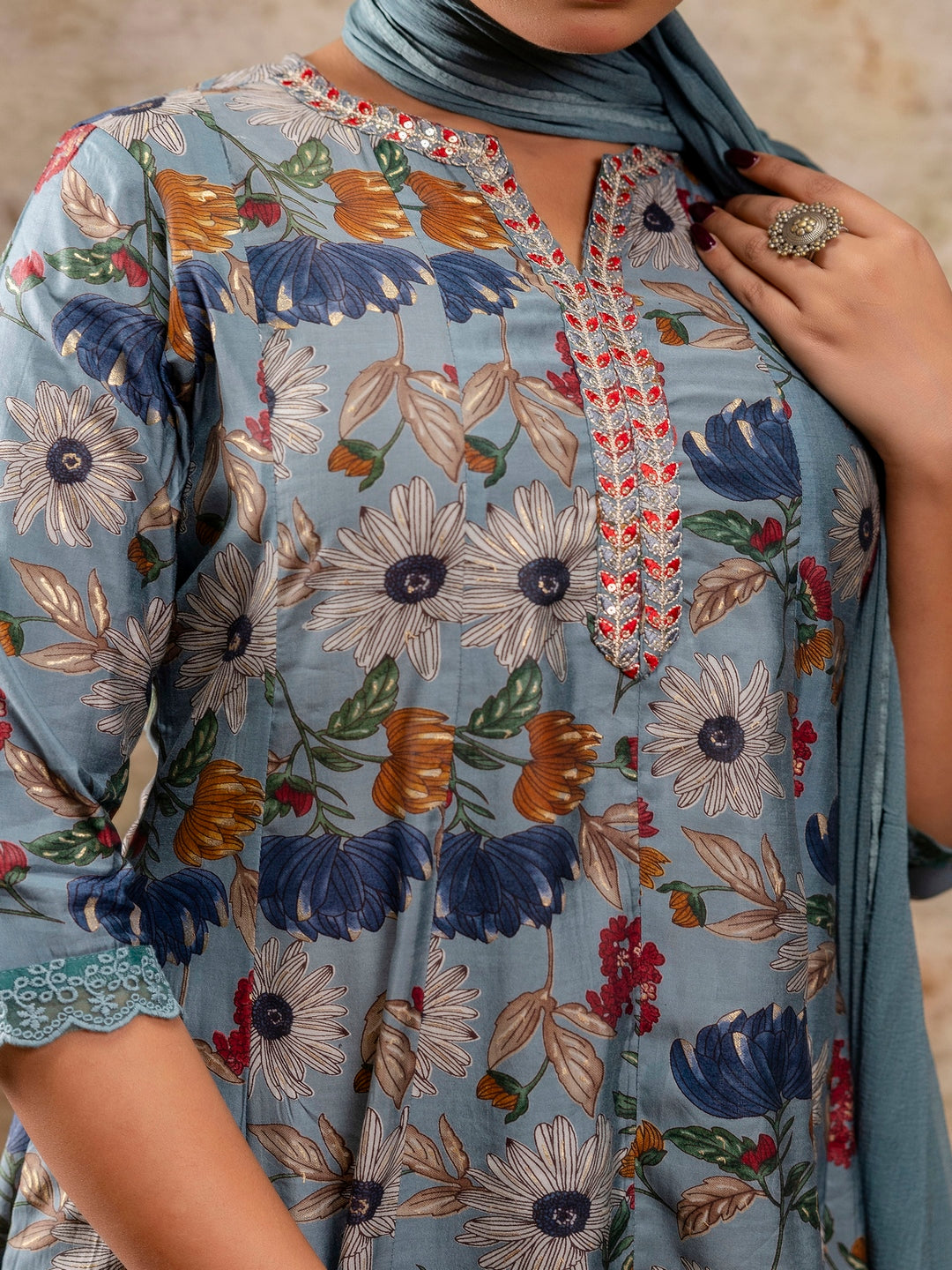 Embroidered Floral Round Neck Muslin Kurta & Pant With Dupatta - Image 2
