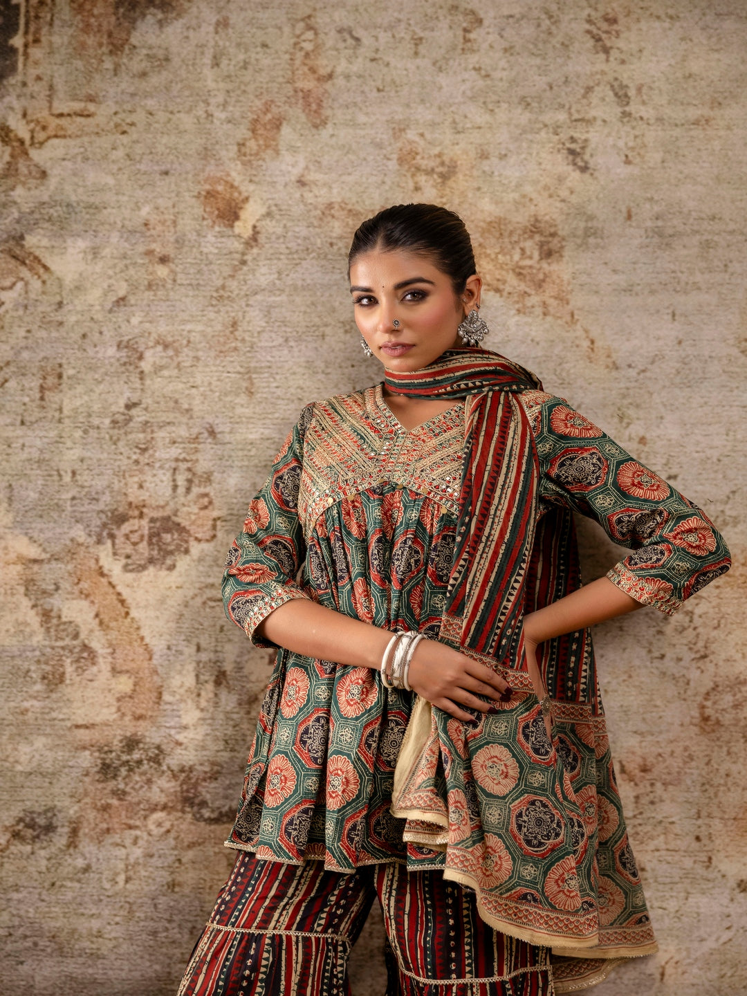 Red Embroidered V-Neck Calf Length Cotton Kurta & Sharara With Dupatta - Image 5