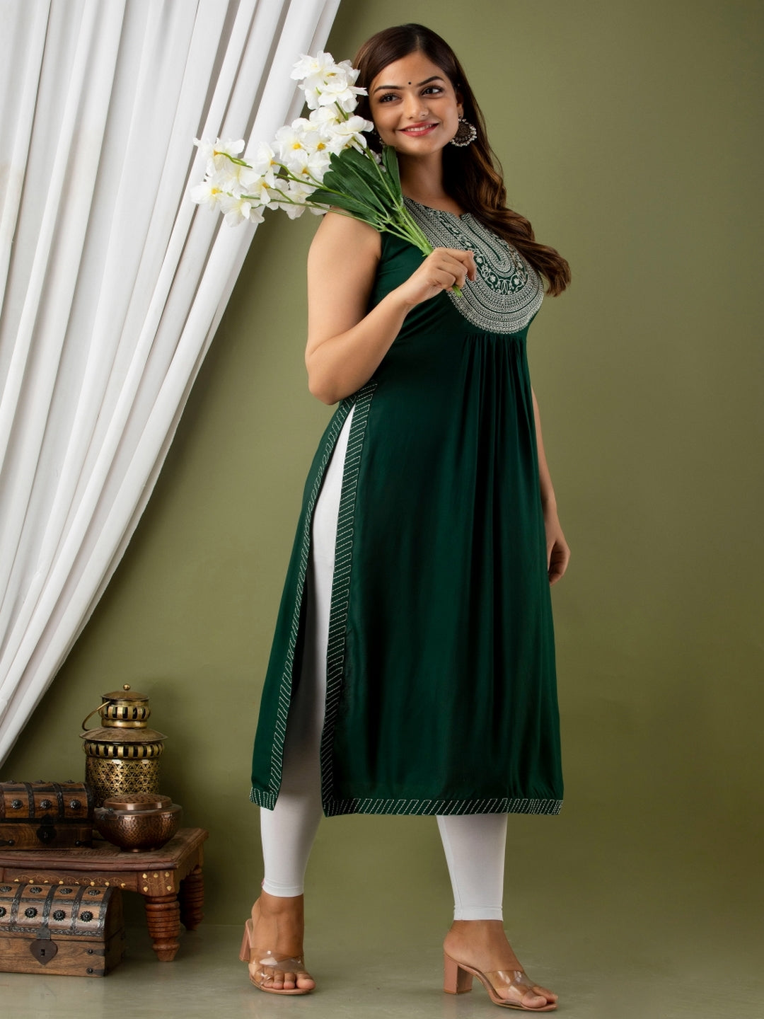 Rayon Calf Length Embroidered Straight Sleeveless Round Neck Kurta - Image 5