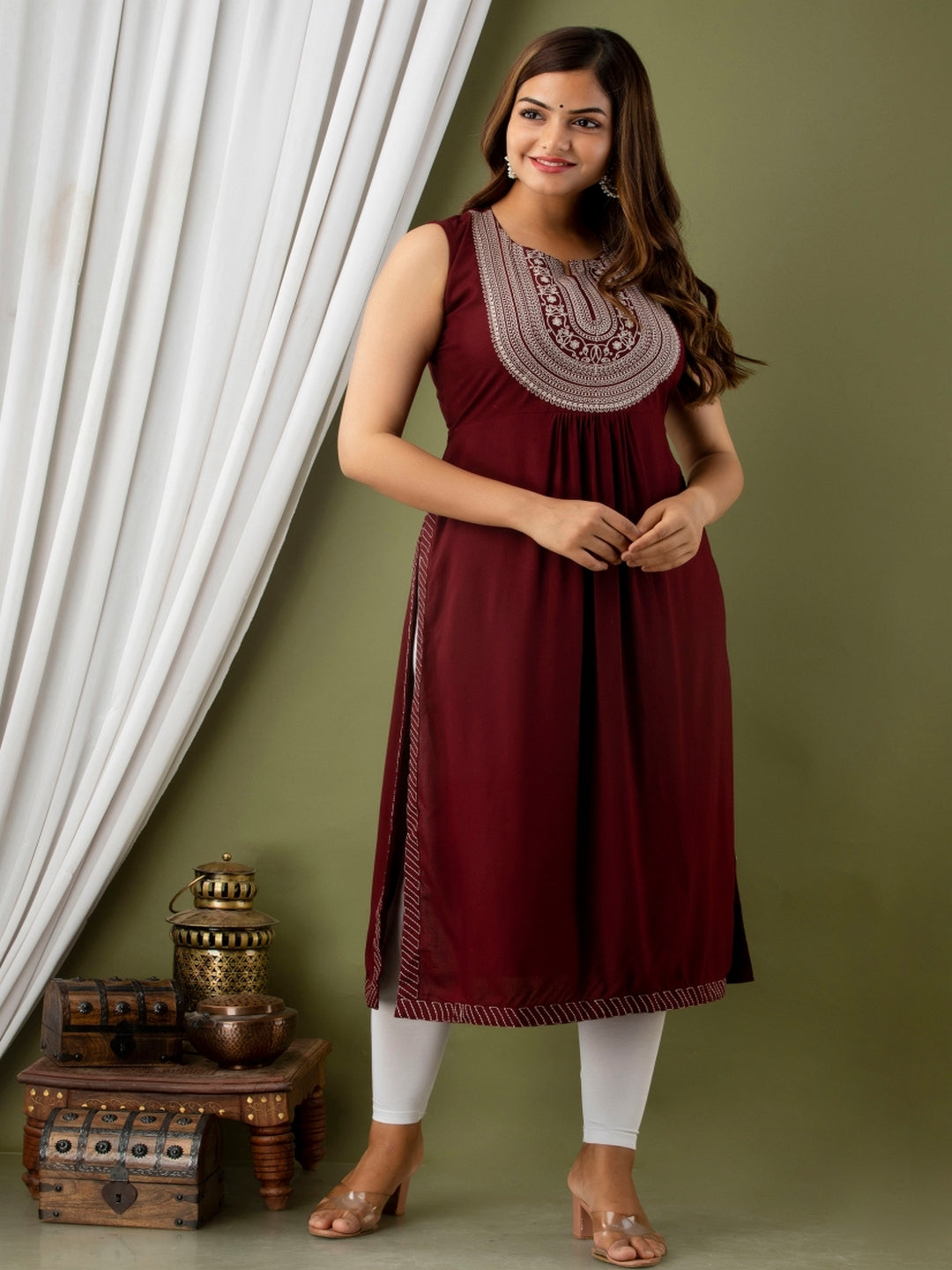 Rayon Calf Length Embroidered Straight Sleeveless Round Neck Kurta - Image 3