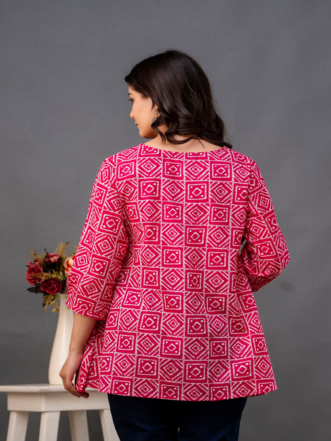 Printed 3/4 Sleeves Regular Pure Cotton Top - Image 2