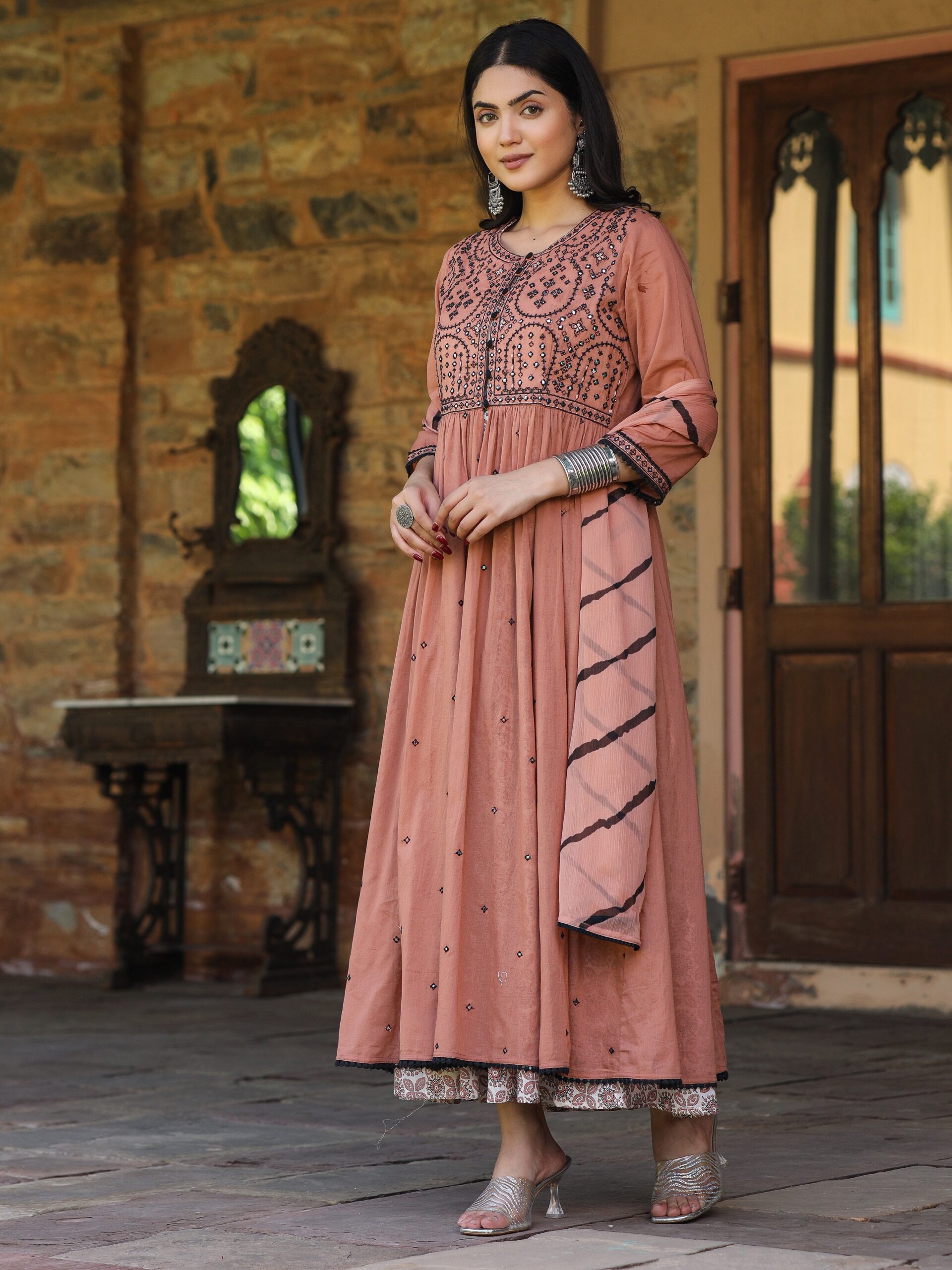 Onion Pink & Black Cotton Embroidered Anarkali Dress With Jacket & Tie-Dye Dupatta - Image 2