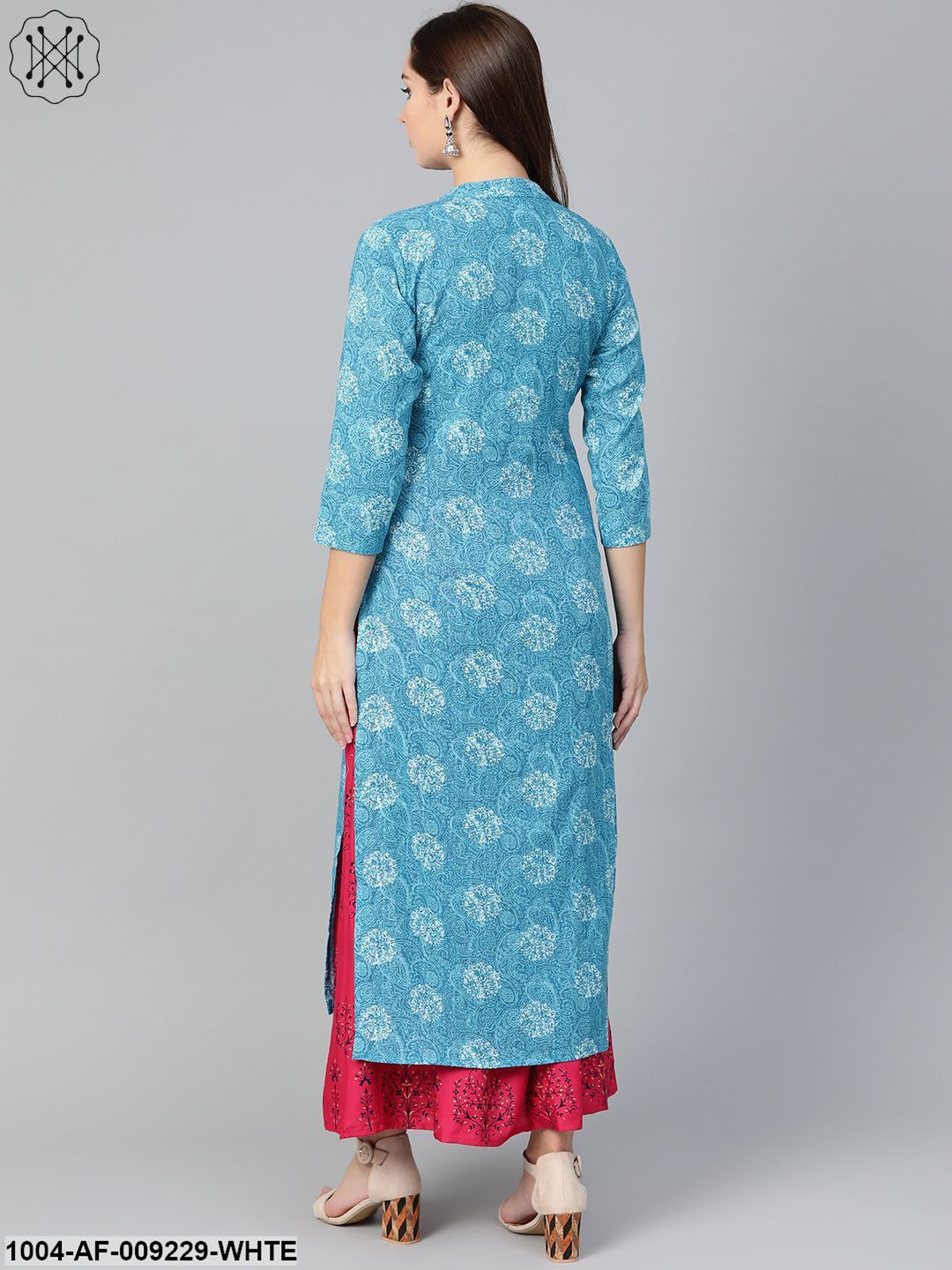 Women Blue & White Straight Paisley Printed Kurta And Skirt Set - Image 3