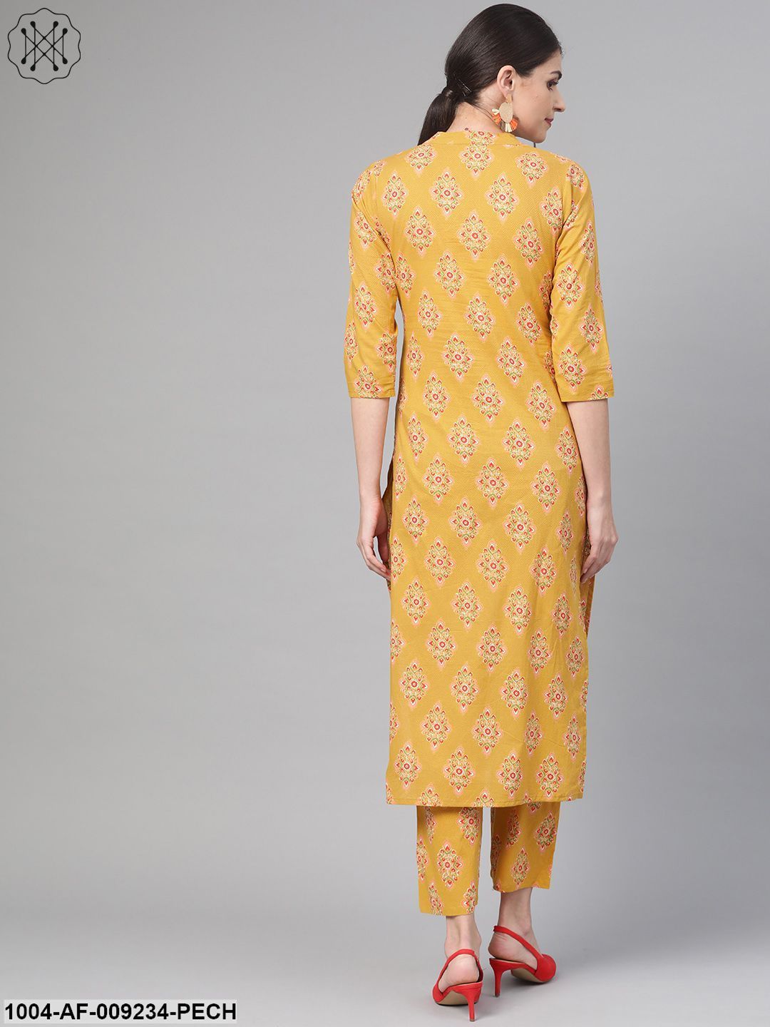 Women Mustard & Peach Straight Floral Printed Kurta And Trousers Set - Image 3