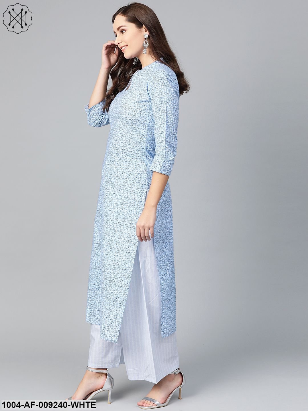 Women Blue & White Straight Floral Printed Kurta And Palazzos Set - Image 4